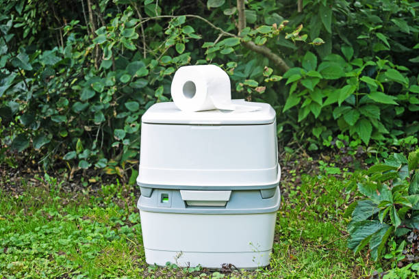Best Construction site porta potty rental  in Auburn, IN